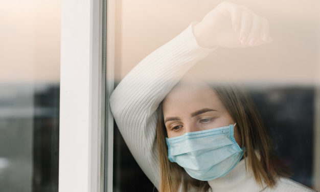 Studimi/Një në pesë pacientë me Covid ka pasur probleme me shëndetin mendor