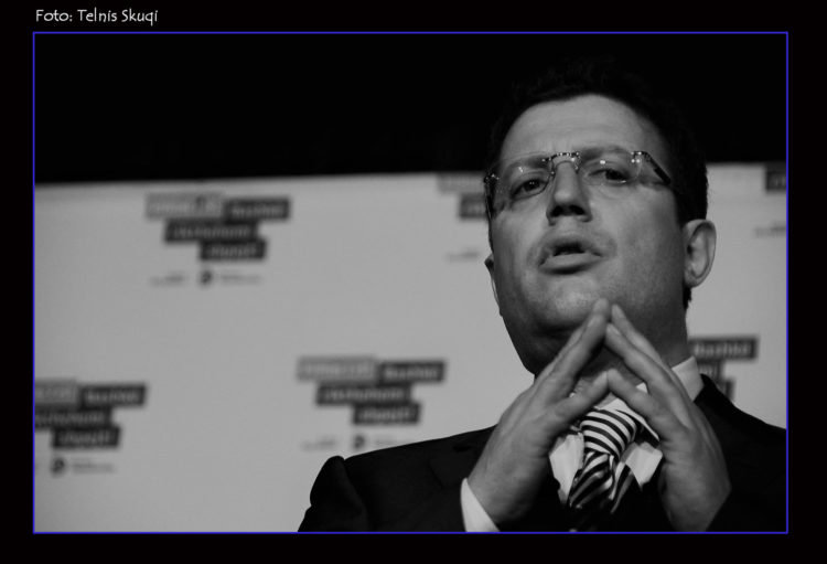 7 vite pa Sokol Olldashin – jeta e politikanit që u ndërpre nga aksidenti tragjik