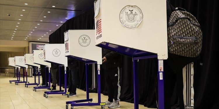 SHBA, vendoset të rinumërohen votat në Georgia