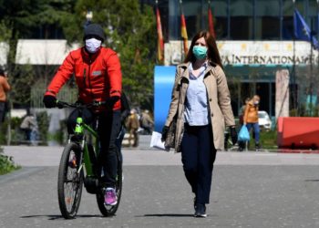 Mbyllet sërish Shqipëria, asnjë lëvizje pas orës 22:00, s’ka lokale e as restorante