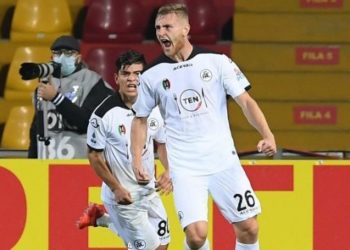 Dua të kthehem te Milani