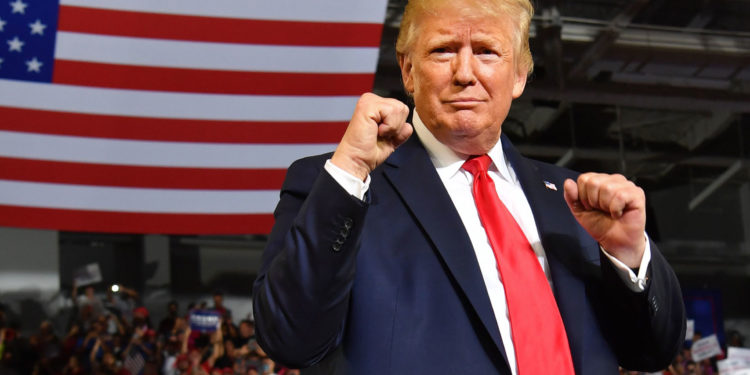 Ende pa u mbyllur numërimi / Trump del para mbështetësve: Po fitojmë, asnjë s’na kap dot