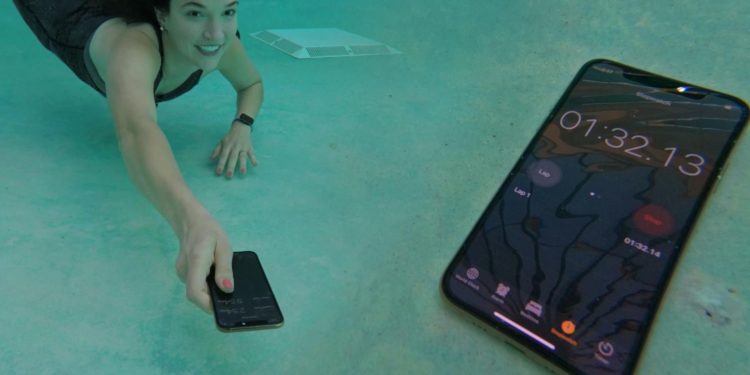 Gënjeu për Iphone/ Italia, gjobë “të çmendur” apple-it