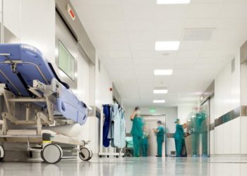 Turqia mbyll dyert e spitaleve për pacientët shqiptarë me Covid