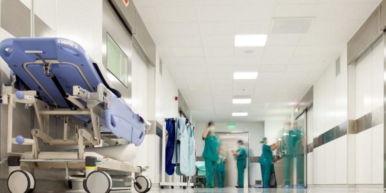 Turqia mbyll dyert e spitaleve për pacientët shqiptarë me Covid