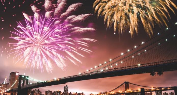 Ja traditat e veçanta të festimit të Vitit të Ri nëpër botë