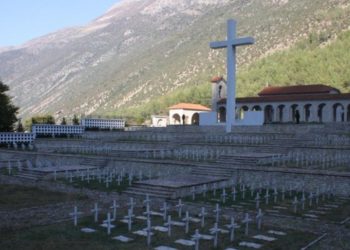 Qeveria miraton shpronësimet për ndërtimin e varrezave të ushtarëve grekë (Vendimi)