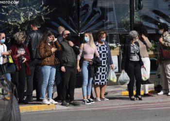 Mjeku qetëson shqiptarët: Pandemia është e qëndrueshme