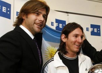 Pochettino i hap rrugë kalimit të Messit në PSG