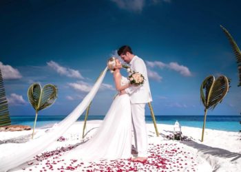 Këngëtarja shqiptare rrëfen sekretin që i ndryshoi jetën ditën e celebrimit