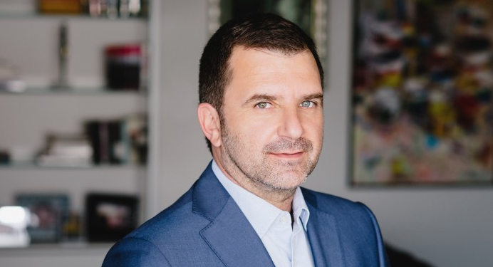 Vandalët që dhunuan Tiranën, e kanë me ne të gjithë