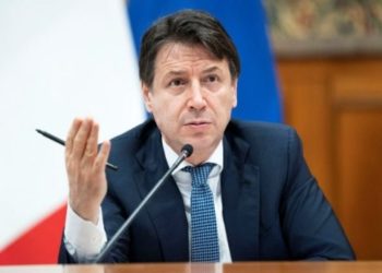 Itali/ Shqyrtohet mundësia e një bllokimi kombëtar anti-Covid