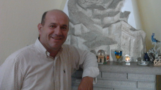 Covid i merr jetën drejtorit të Transportit në Gjirokastër, Edi Pesha