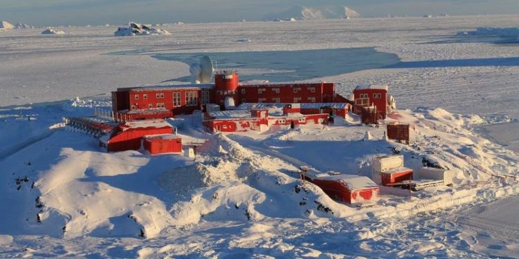 Covid arrin “në fund të botës”/ Zbulohen 36 të infektuarit e parë në Antarktidë