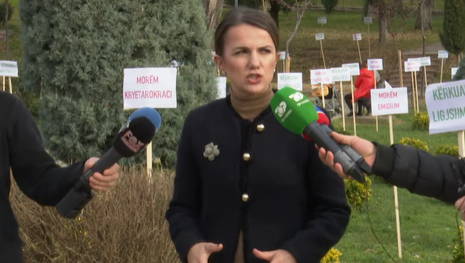 Rudina Hajdari si Lulzim Basha me llogaritë: Në vitin 1990 ishte 3 vjeç, sot jam 30… (VIDEO)