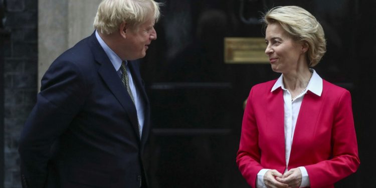 Brexit/ Britania dhe BE-ja rinisin bisedimet sot në Bruksel