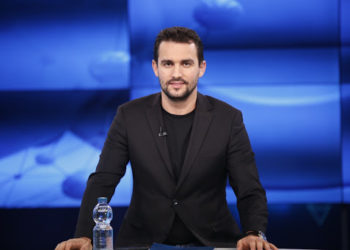 Avokati nga Saranda tregon çfarë i ndodhi sot me një polic të “Shqiponjave”