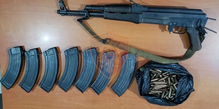 Me kallashnikov e municion luftarak, arrestohet 54-vjeçari në Krujë