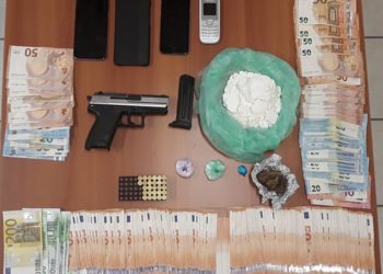 Operacion në Greqi/ Arrestohen dy shqiptarë, sekuestrohen kokainë dhe armë zjarri