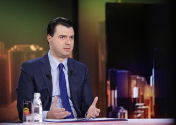 Basha tregon arsyet pse Rama dështoi të sjellë vaksinën antiCovid në Shqipëri