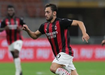 Ja kur vendoset e ardhmja e Çalhanoglusë te Milani