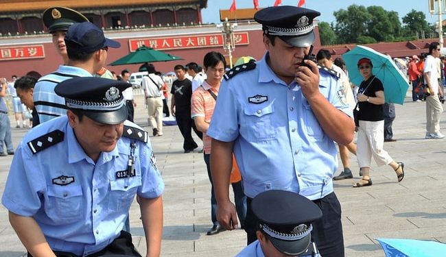 Kina arreston dhe dënon gazetarët që raportuan rastet e para së të infektuarëve me Covid-19