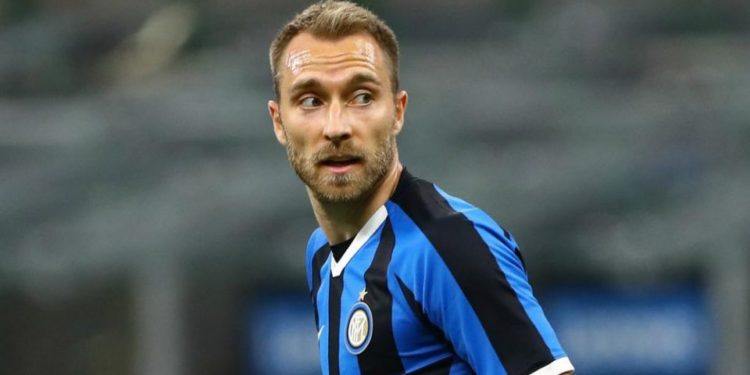 Conte nuk e aktivizoi, Eriksen qëndron në fushë pas ndeshjes, ja çfarë bëri