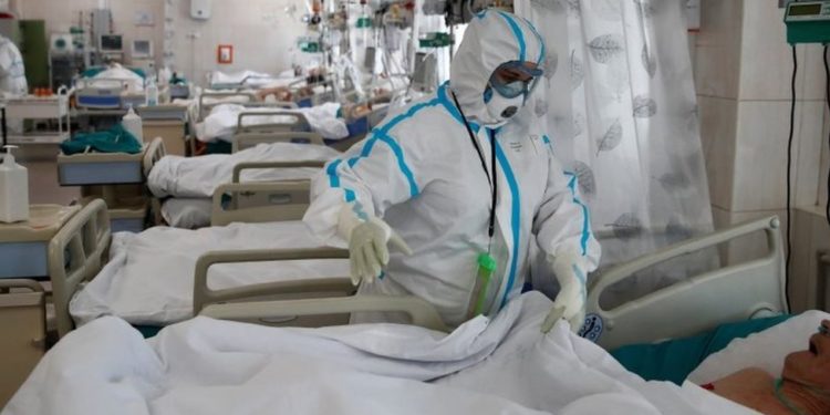 Rritet agresiviteti i COVID-19/ Shtohet ndjeshëm numri i pacientëve në gjendje të rëndë