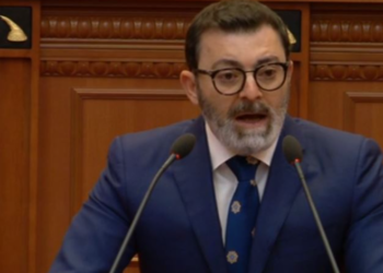 Deputeti i Sarandës: 2021 do të jetë një vit më i mirë, shqiptarët do t’i japin Ramës mandatin e tretë