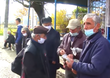 7 fshatra pa transport në Dropull, ankohen banorët: S’kemi me çfarë të shkojmë as në spital