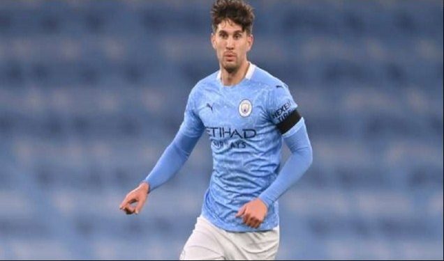 Liverpool me tetë lojtarë për çmimin UEFA “Ekipi më i mirë i vitit”