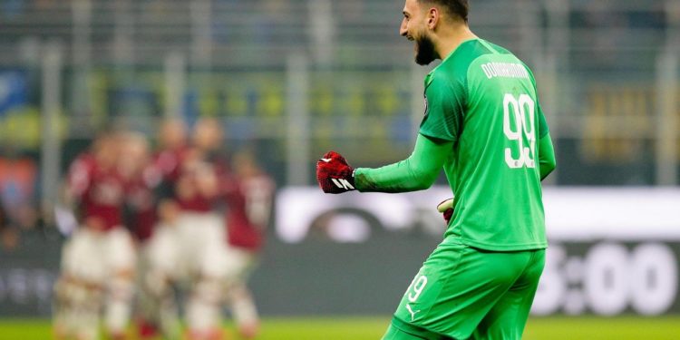 Rinovimi i Donnarummas, Raiola i vështirëson punën Milanit