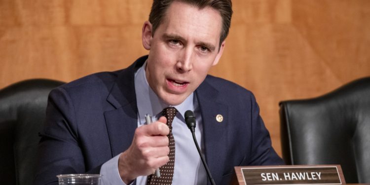 Senatori republikan zotohet se do të sfidojë fitoren e Biden