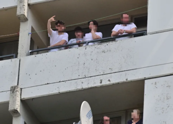 Gjermai/ Familja shqiptare refuzon të kryejë testimin për identifikimin e COVID-19, policia ndërhyn