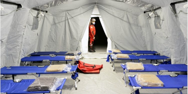 Qëndron i lartë numri i viktimave nga COVID-19 në Itali: 993 viktima në 24 orët e fundit