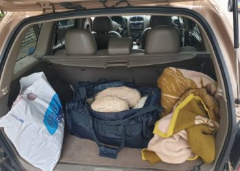 Drogë nga kufiri me Shqipërinë, arrestohet greku në Janinë, iu kapën në automjet rreth 10 kg marijuanë