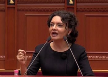 Buxheti “ngre” tonet në Parlament/Spiropali: S’u bë deti kos. Buxheti i shtetit nuk është ‘sofra’ e Sudes