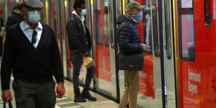 Ditë të këqija nga pandemia, Gjermania mbyll dyqanet nga java e ardhshme