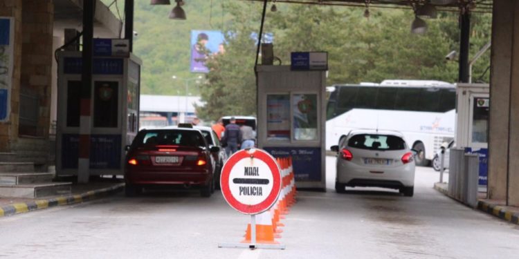Arrestohet për trafik droge Shefi i Kufirit në Korçë (Emri)