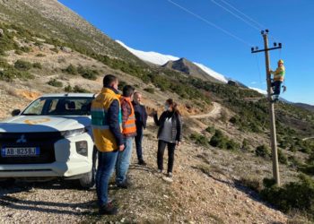 Përfundon investimi i rëndësishëm për furnizimin me energji elektrike në Zagori (FOTO)