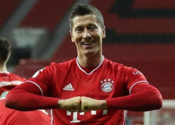 Lewandowski: Messi dhe Ronaldo mund të ulen në një tavolinë me mua