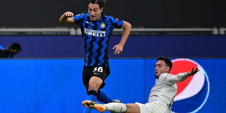 Interi luan një sezon të tërë sonte, Conte ul në stol Hakimi për Darmian