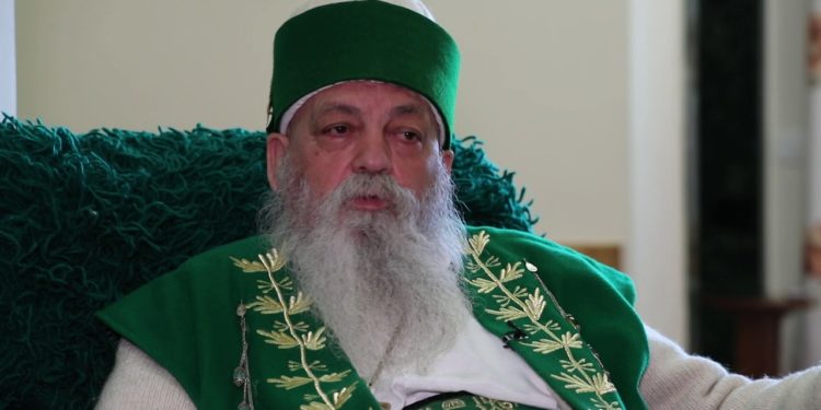 Baba Mondi: Sprova e pandemisë tundi njerëzit për t’i kthyer te Zoti! 2021 sjelltë paqe në zemrat e të gjithëve