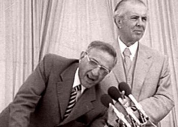 Dëshmia e njeriut besnik të ish-kryeministrit: Incidenti i Mehmet Shehut me ambasadorin sovjetik