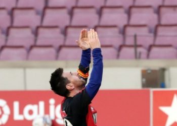 ​Djali i Maradonas ka një kërkesë specifike Lionel Messit