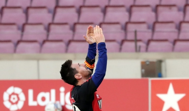 Djali i Maradonas ka një kërkesë specifike Lionel Messit