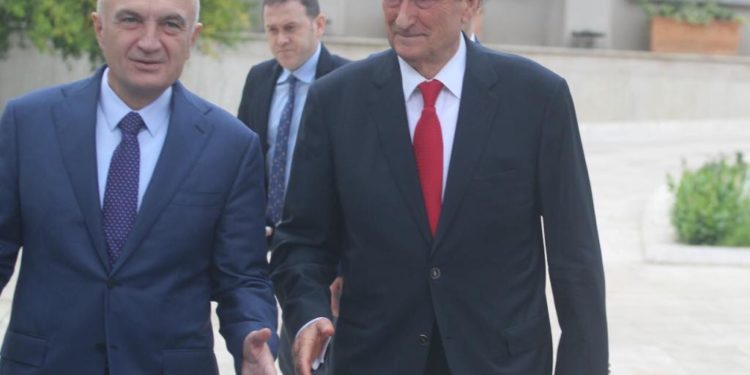 Mos e merrni peng protestën!