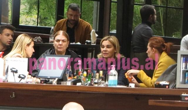 Monika Kryemadhi shfaqet pa maskë në zonën ish-bllokut (FOTO)