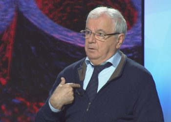 Si mund të lejojë policia alabakët e Saliut, ardhur nga skutat primitive të Shqipërisë, të thyejnë dhe plaçkitin Tiranën?