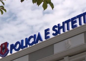 Policisë i ‘soset’ durimi: Protestat kanë degraduar, nuk do të tolerohet asnjë grumbullim që bie ndesh me masat kundër Covid. Po cënojnë rendin publik dhe pronës publike
